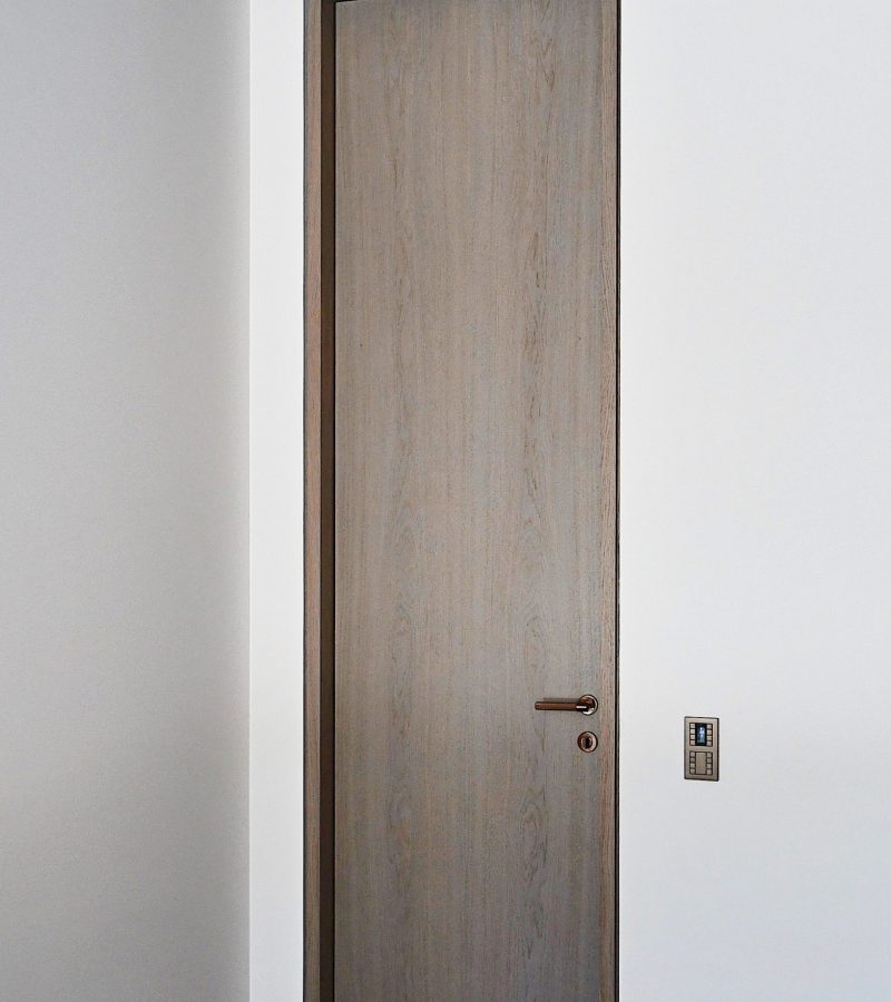 Aukštos vidaus durys (Galimybė duris gaminti iki 3m. aukščio)
